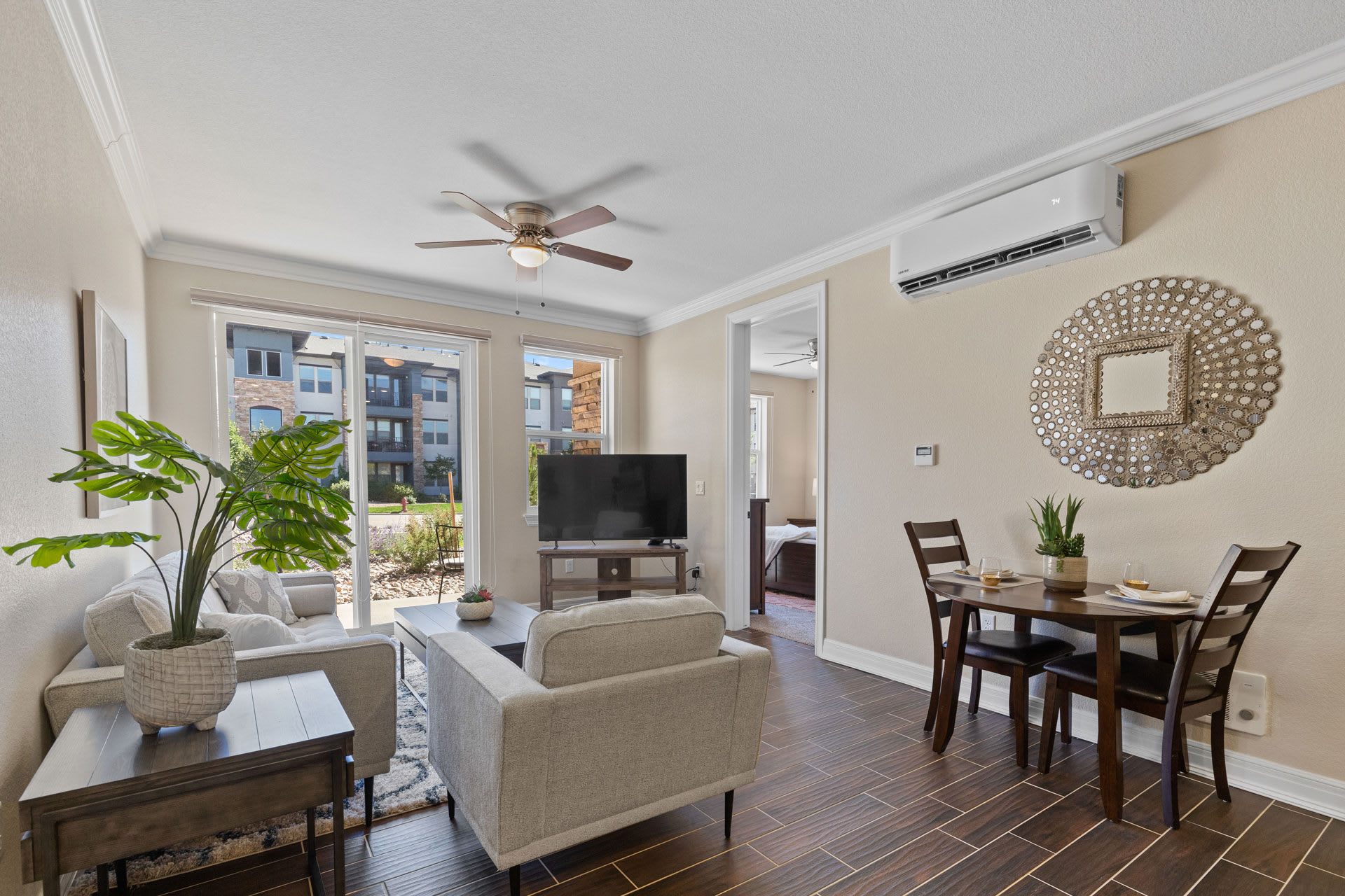 Johnstown Plaza Apartments – photo 2