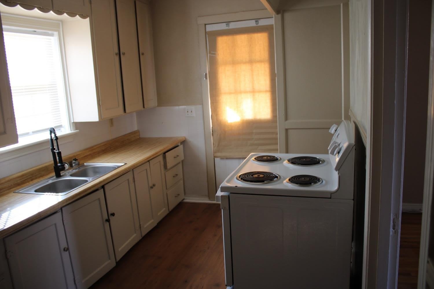 506 E Municipal Drive – photo 2