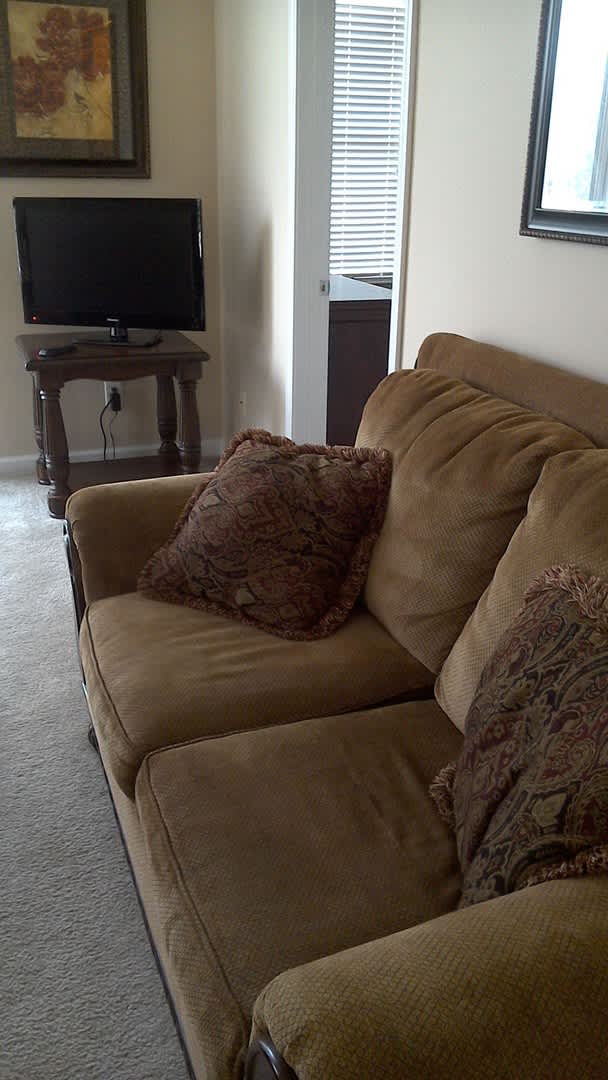 2nd Floor Furnished Condo in River Oaks *Half off Second Month* – photo 3