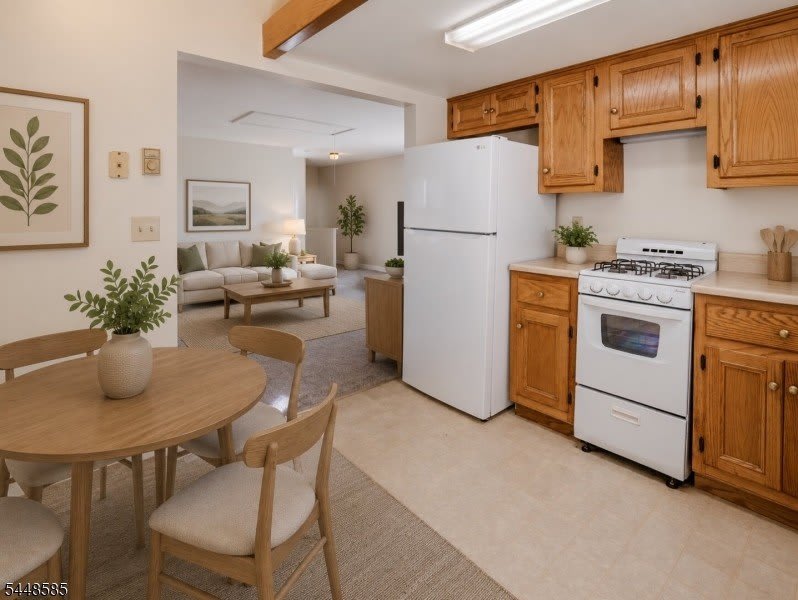 88 Trinity St – photo 4
