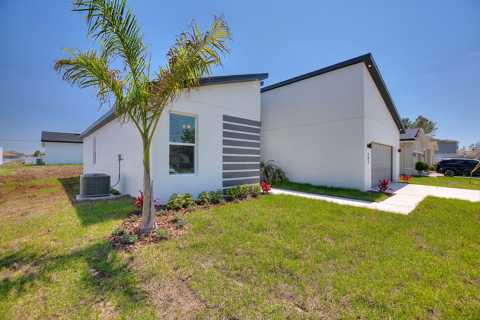 Modern, Energy-Efficient Home with All the Upgrades – photo 4