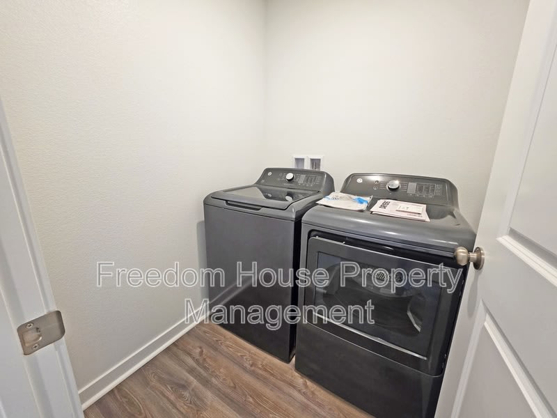 710 Huyana Wind Drive – photo 4