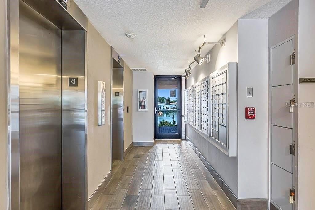 51 ISLAND Way – photo 4
