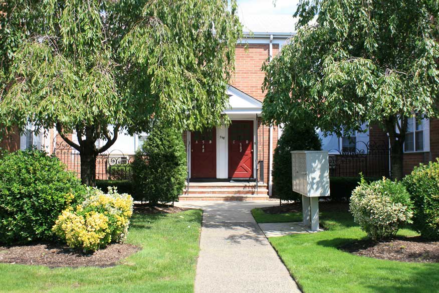 Briarwood Commons – photo 1