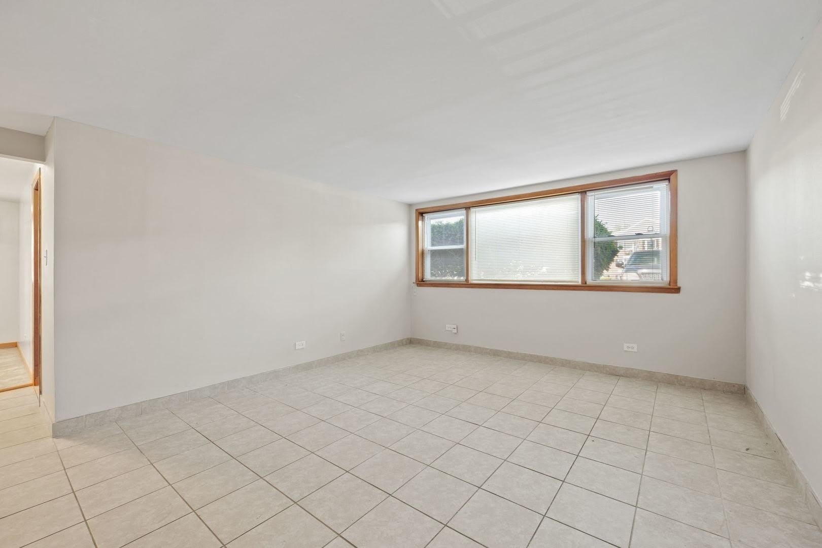 8440 W 95TH Street – photo 2