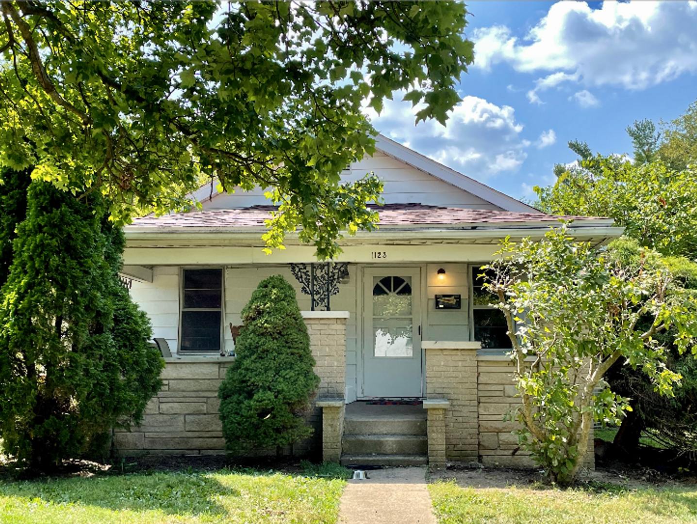 3 bed/1 bath home near Upland Brewery avail. August 1st! – photo 5