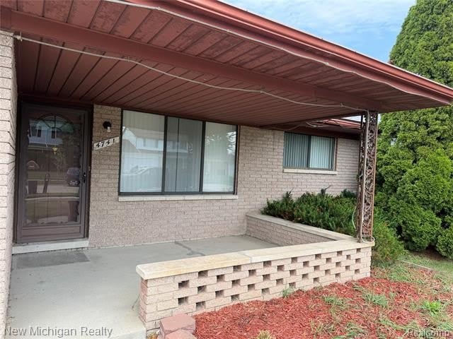 4741 Bloomfield Drive – photo 2