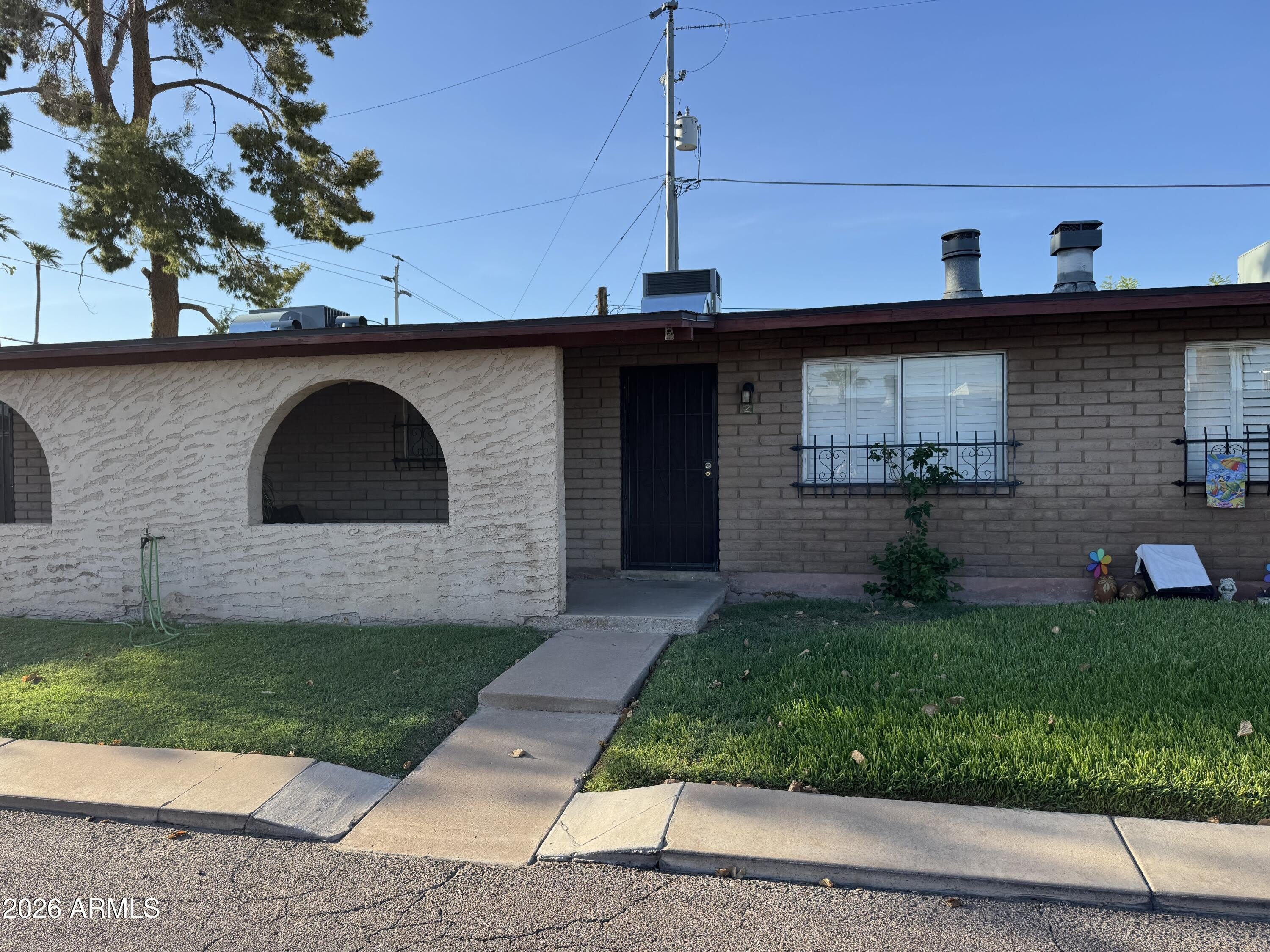 6735 N 16TH Street – photo 1