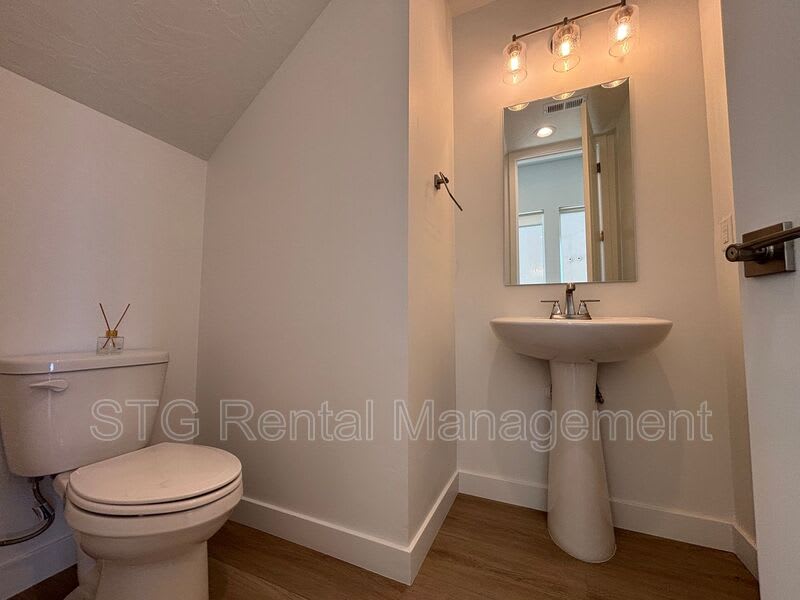 901 S Walker Way – photo 5