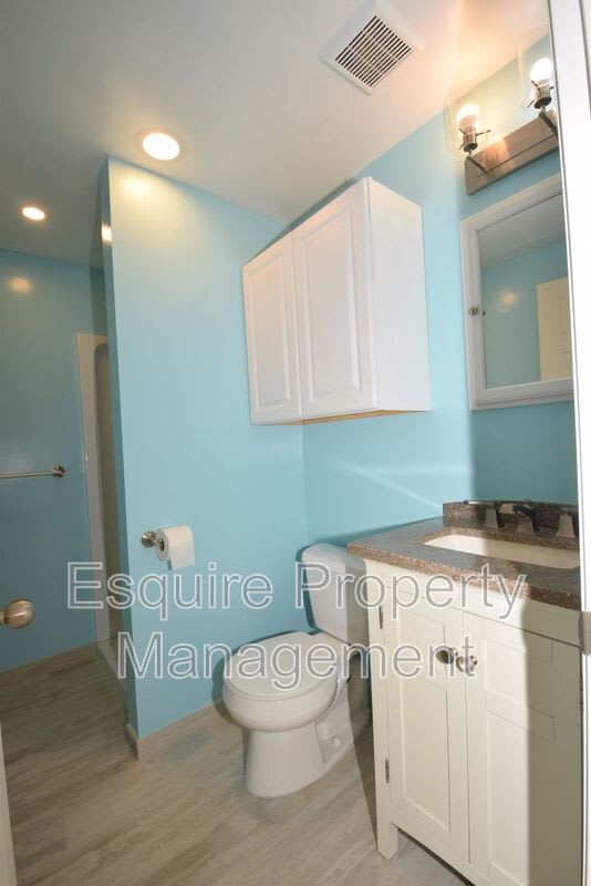 138 OAK STREET – photo 4