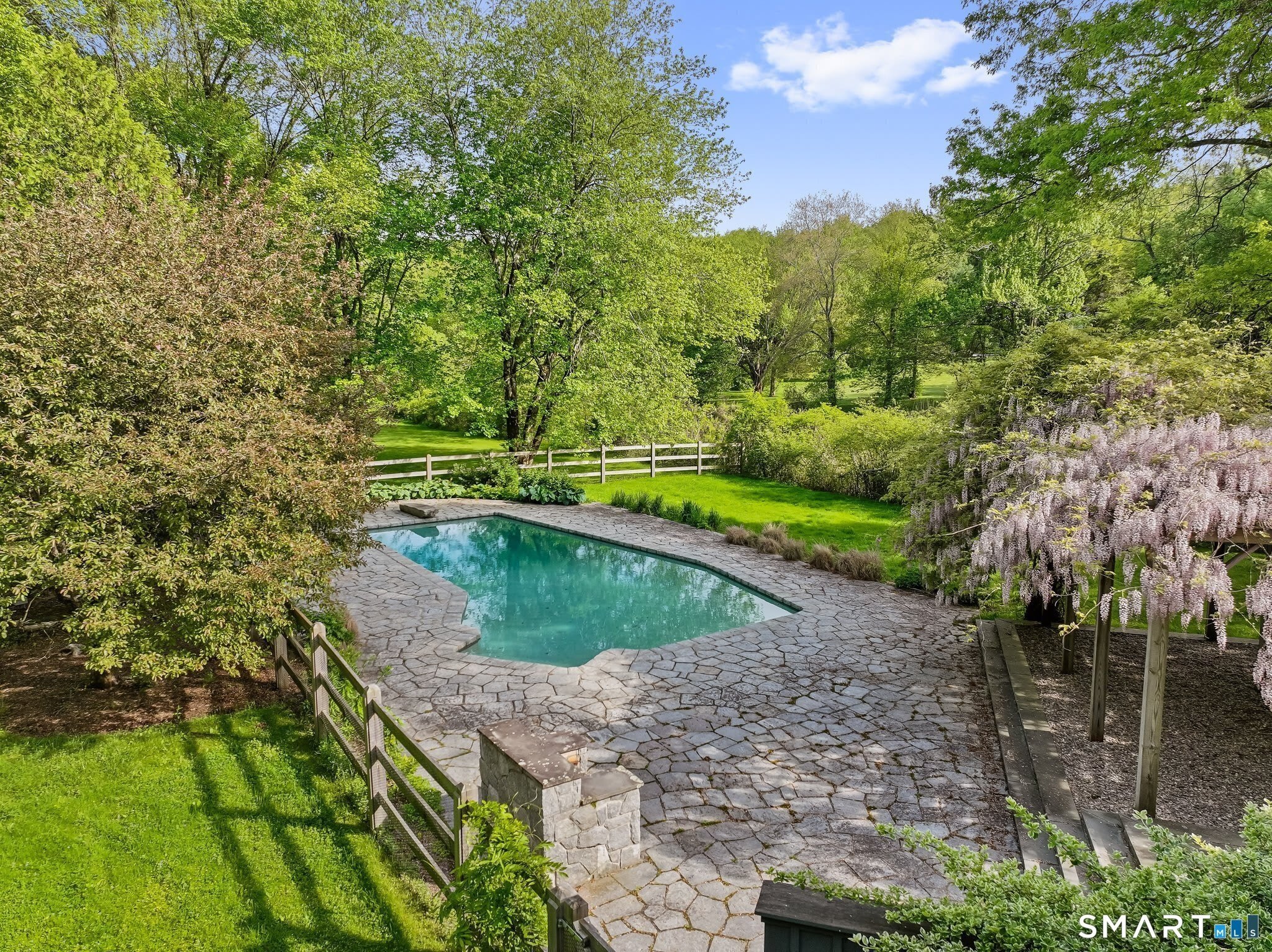 6 Old Orchard Drive – photo 2
