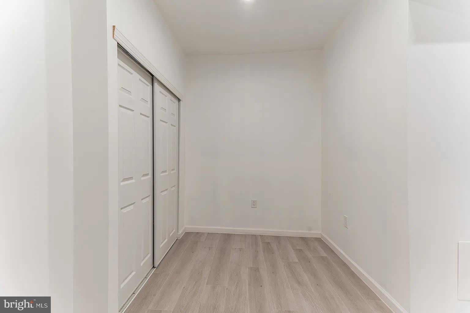2401 S Alder Street – photo 2