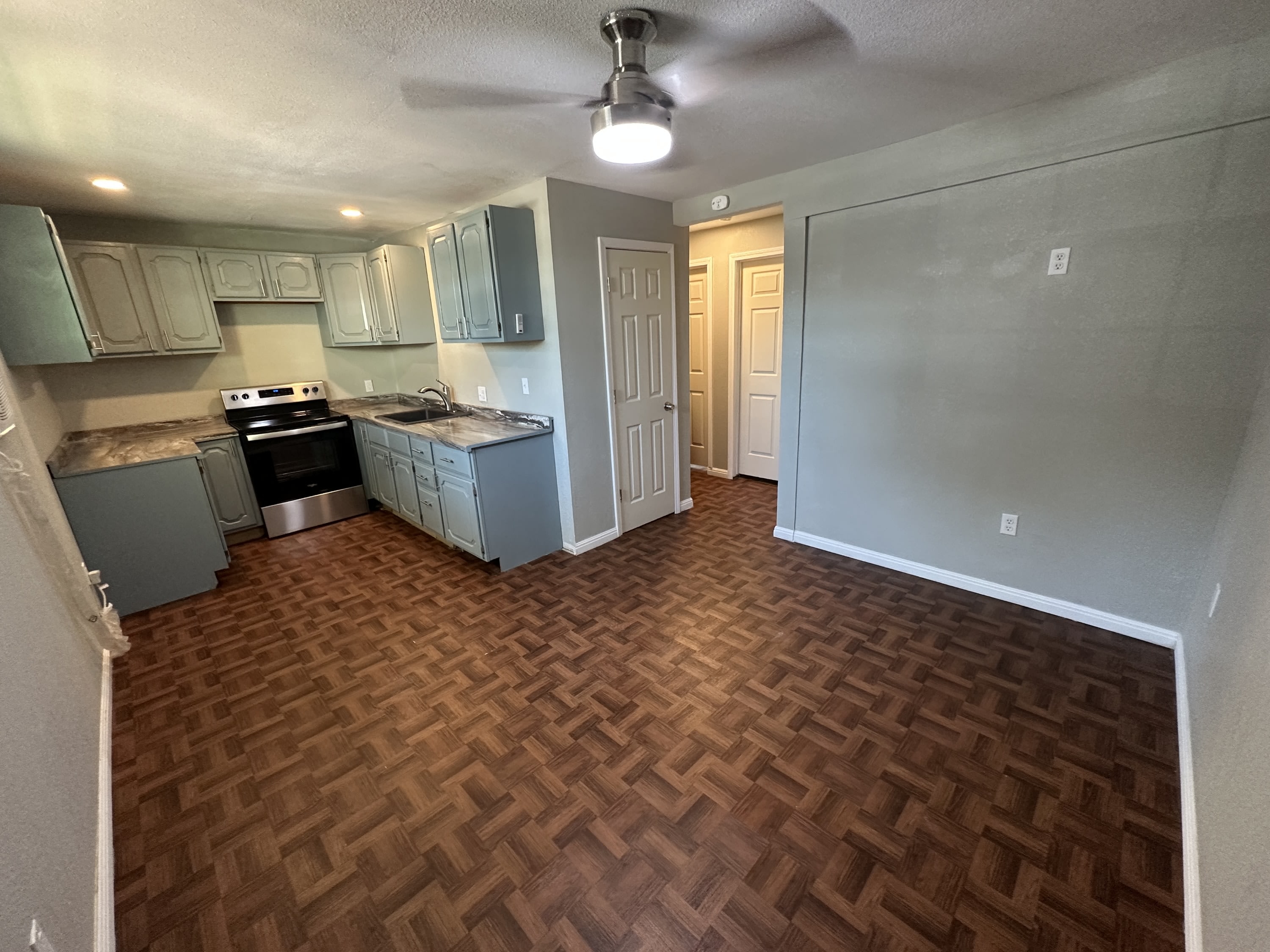 214 Wortham Dr – photo 3