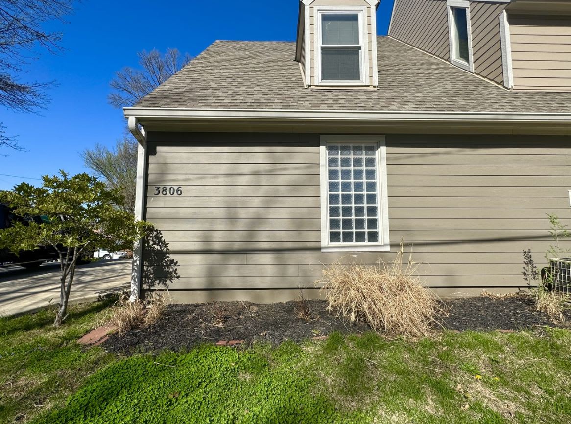 3806 Pennsylvania Avenue – photo 1