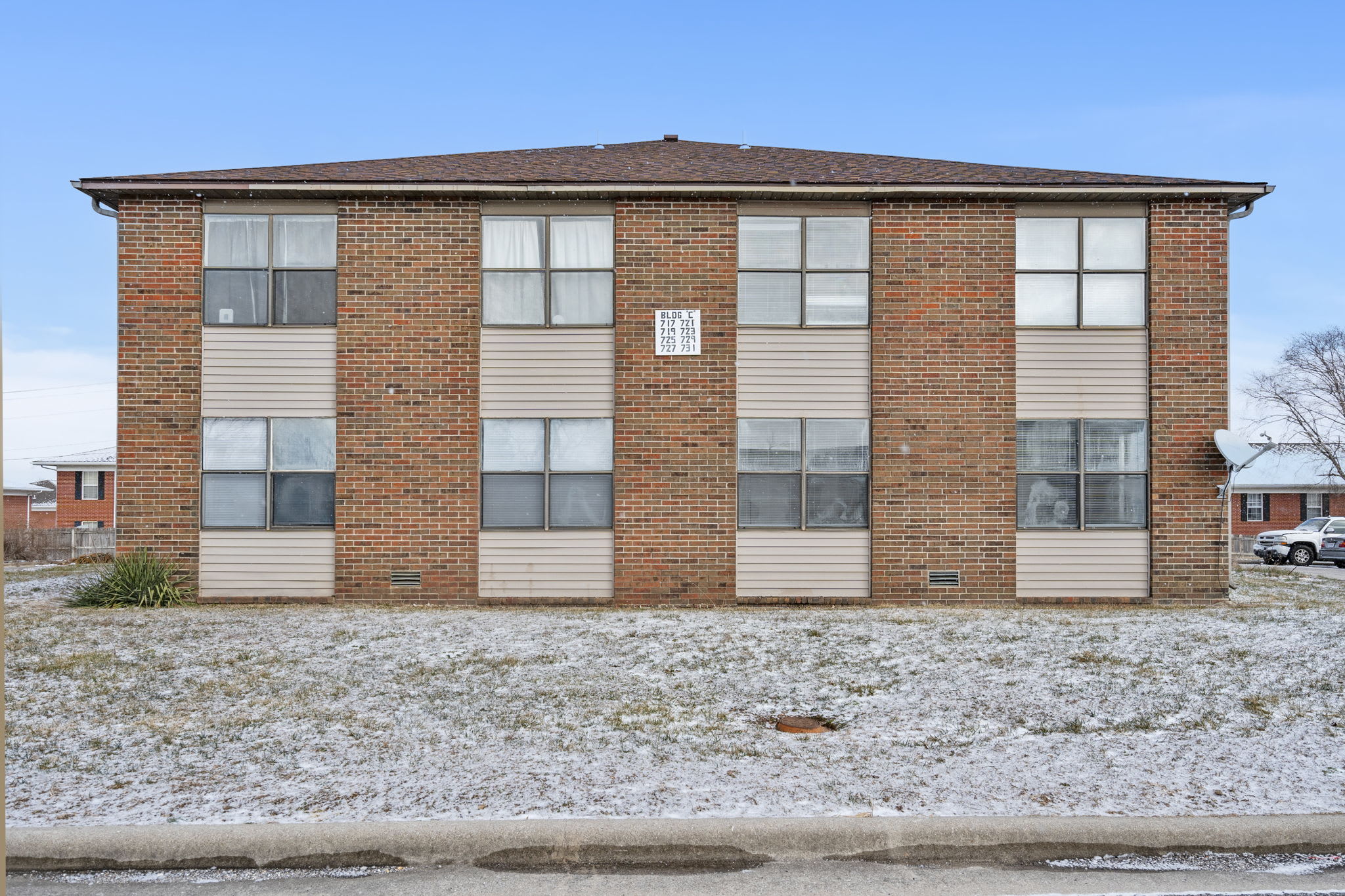730 Brett Circle – photo 1