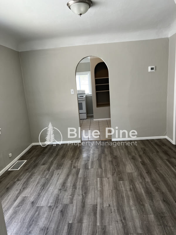 1136 South 2nd Avenue – photo 5