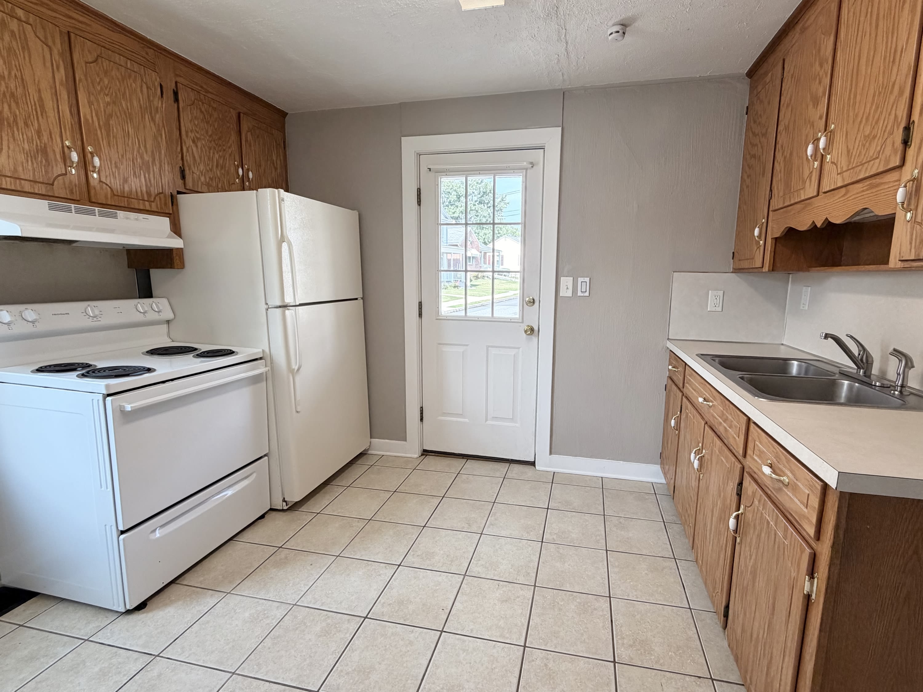 305 North Franklin Street – photo 4