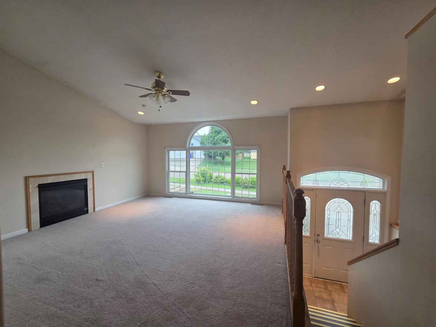 Gorgeous Corner lot Home for Rent! – photo 4