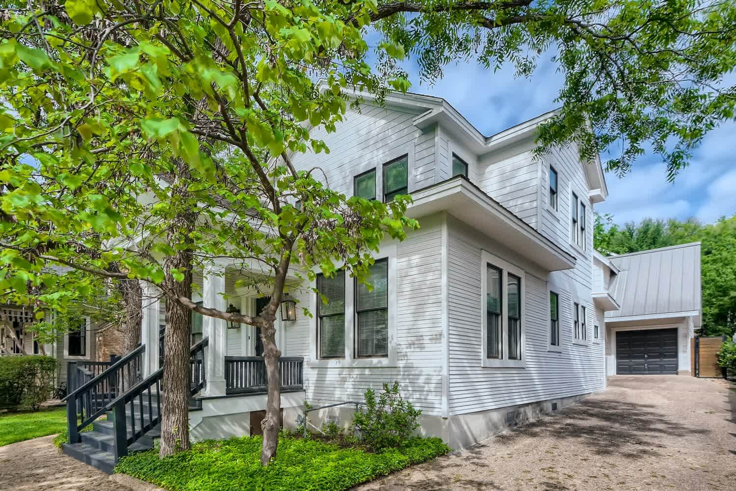 612 Blanco Street – photo 2