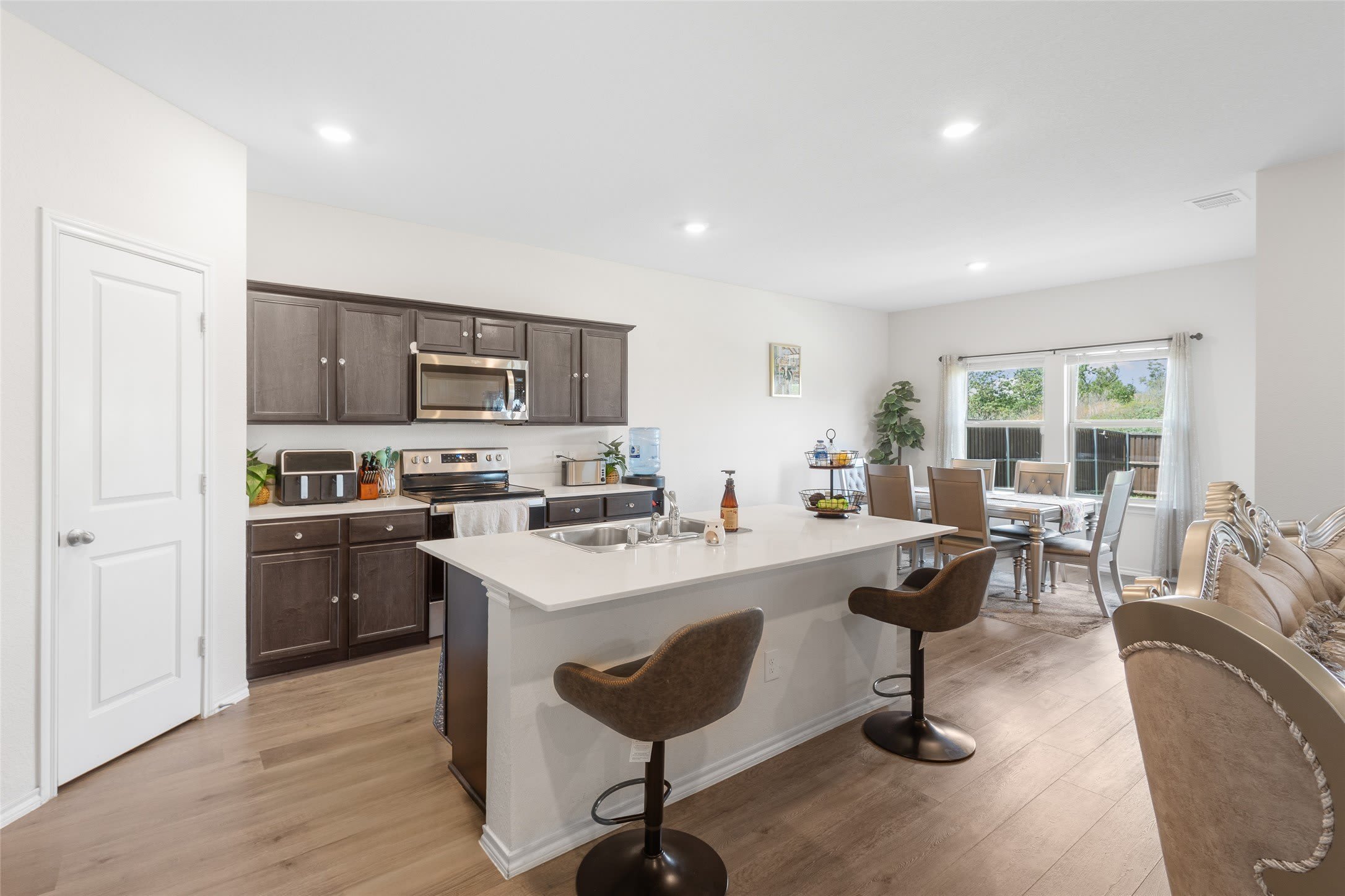 3005 Karsen Lane – photo 3