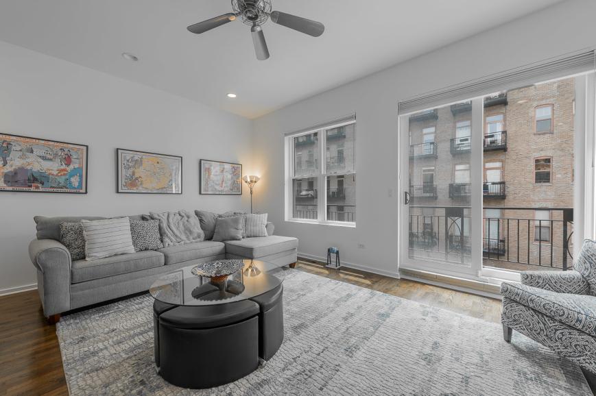 419 West Grand Ave. – photo 2