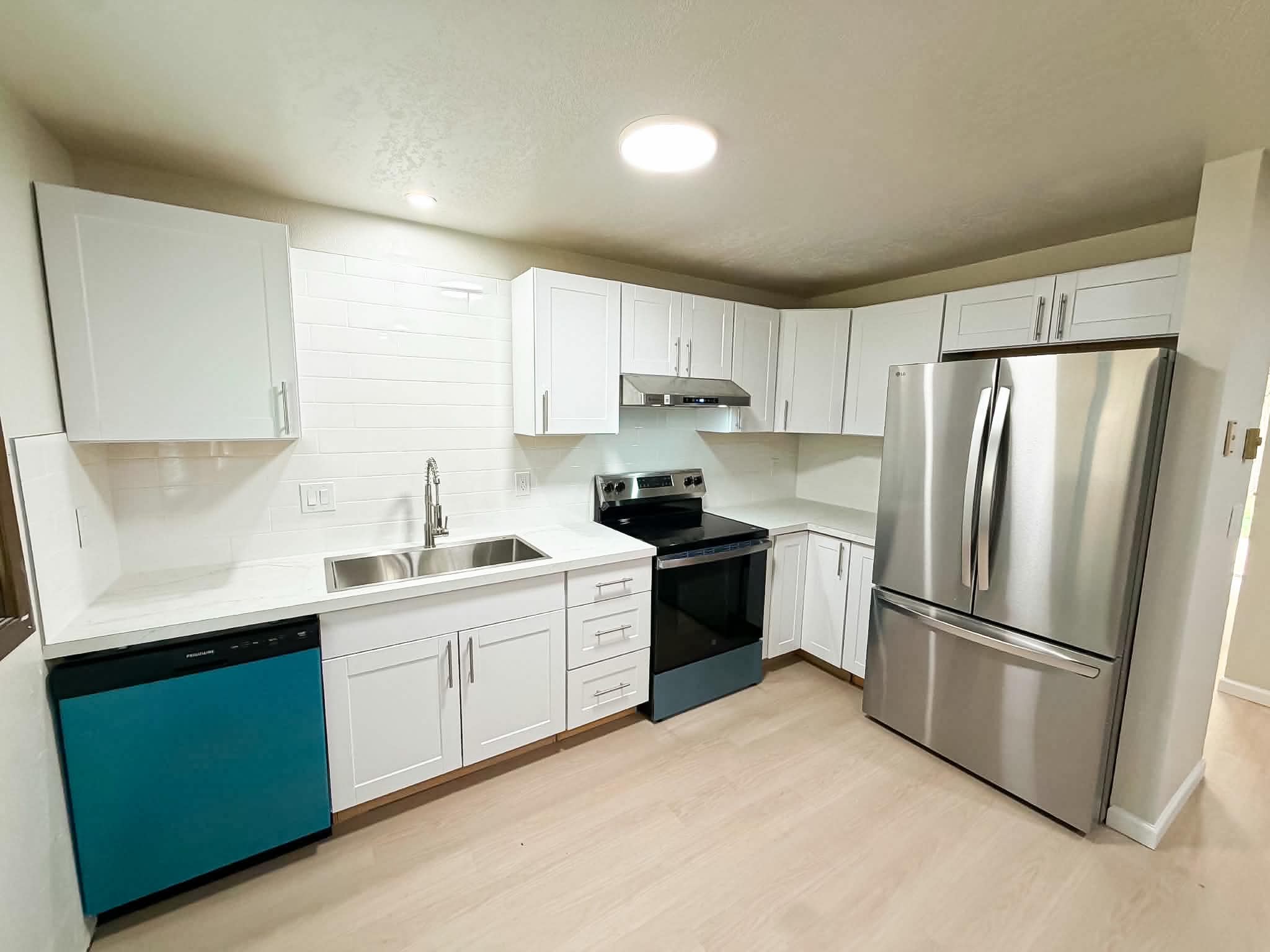 2208 West 13th Avenue – photo 2