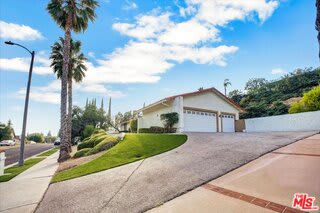 10467 Oakdale Avenue – photo 2