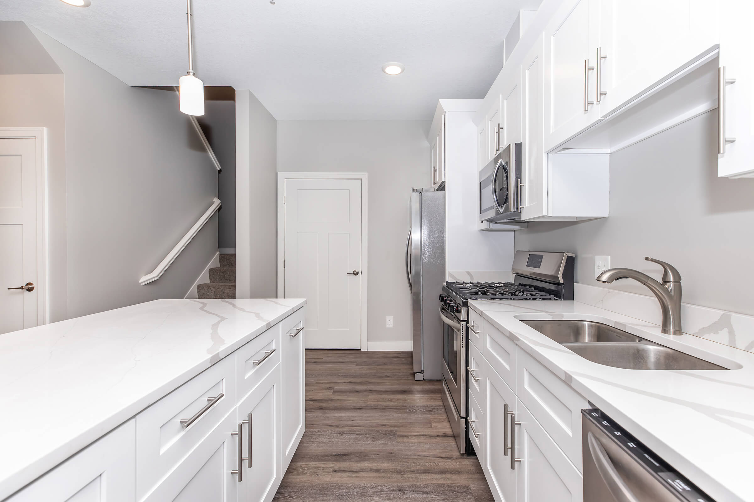 669 Stone Haven Drive Northeast – photo 1