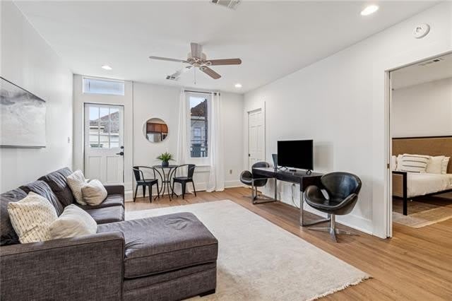 3918 BARONNE Street – photo 3