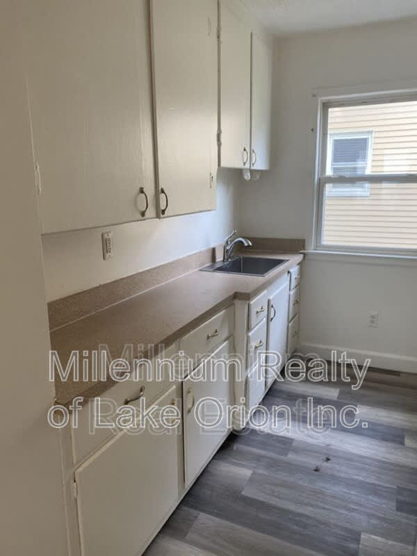 78 E Fairmount Ave – photo 3