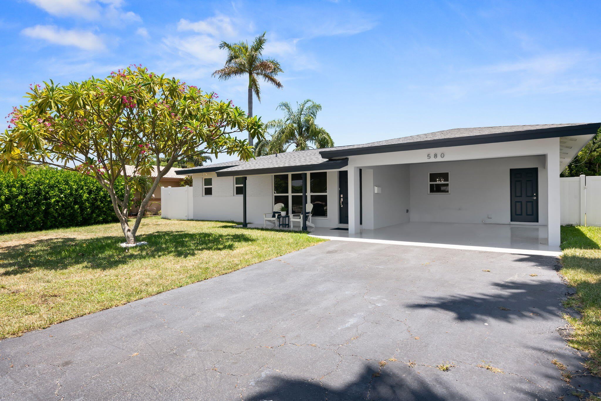 580 SE 5TH Street – photo 1