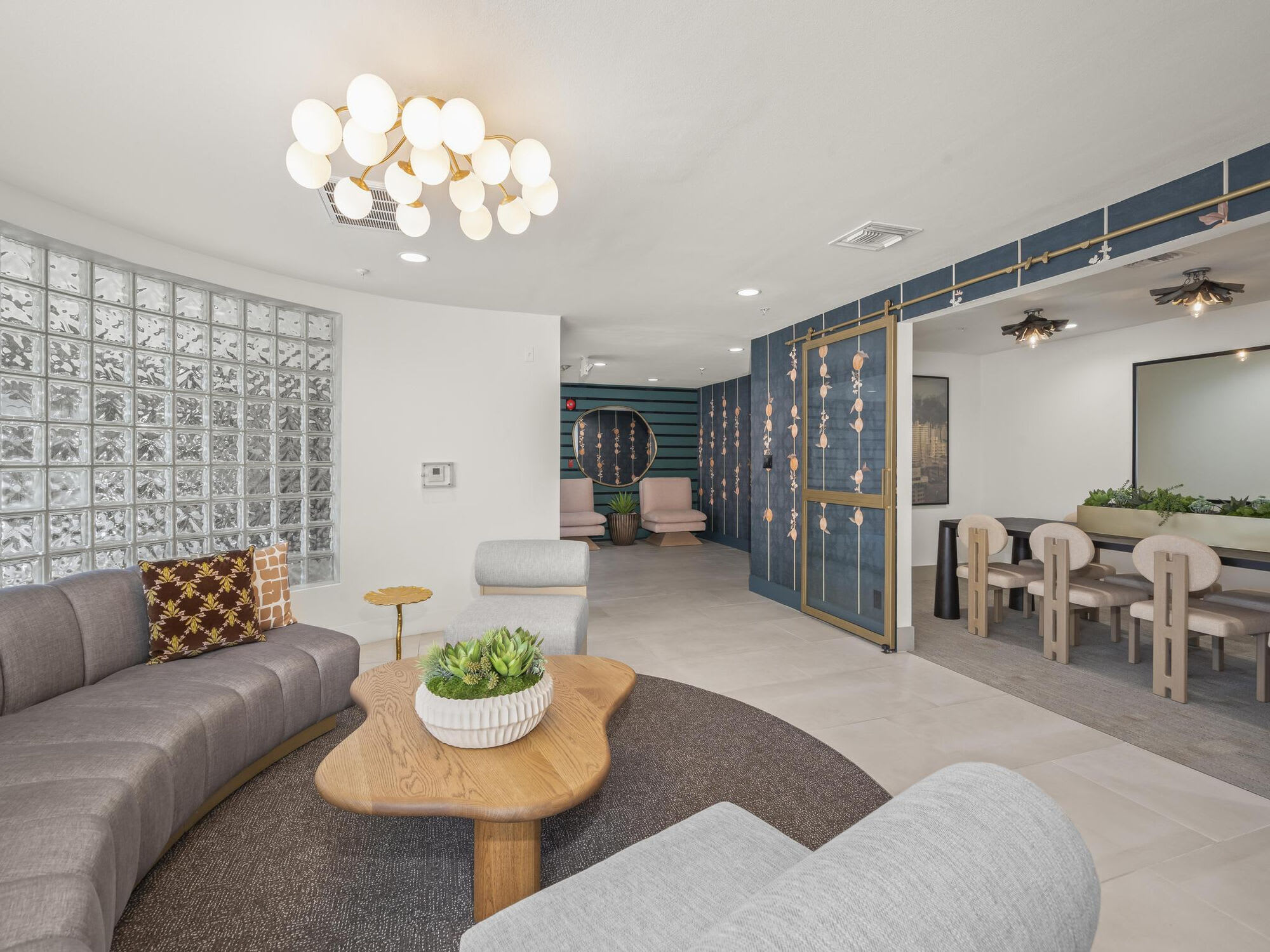 5119 Maplewood – photo 1