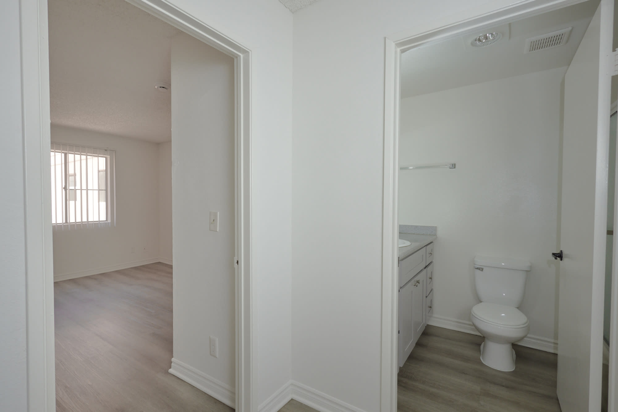 433 South Lake Street – photo 4
