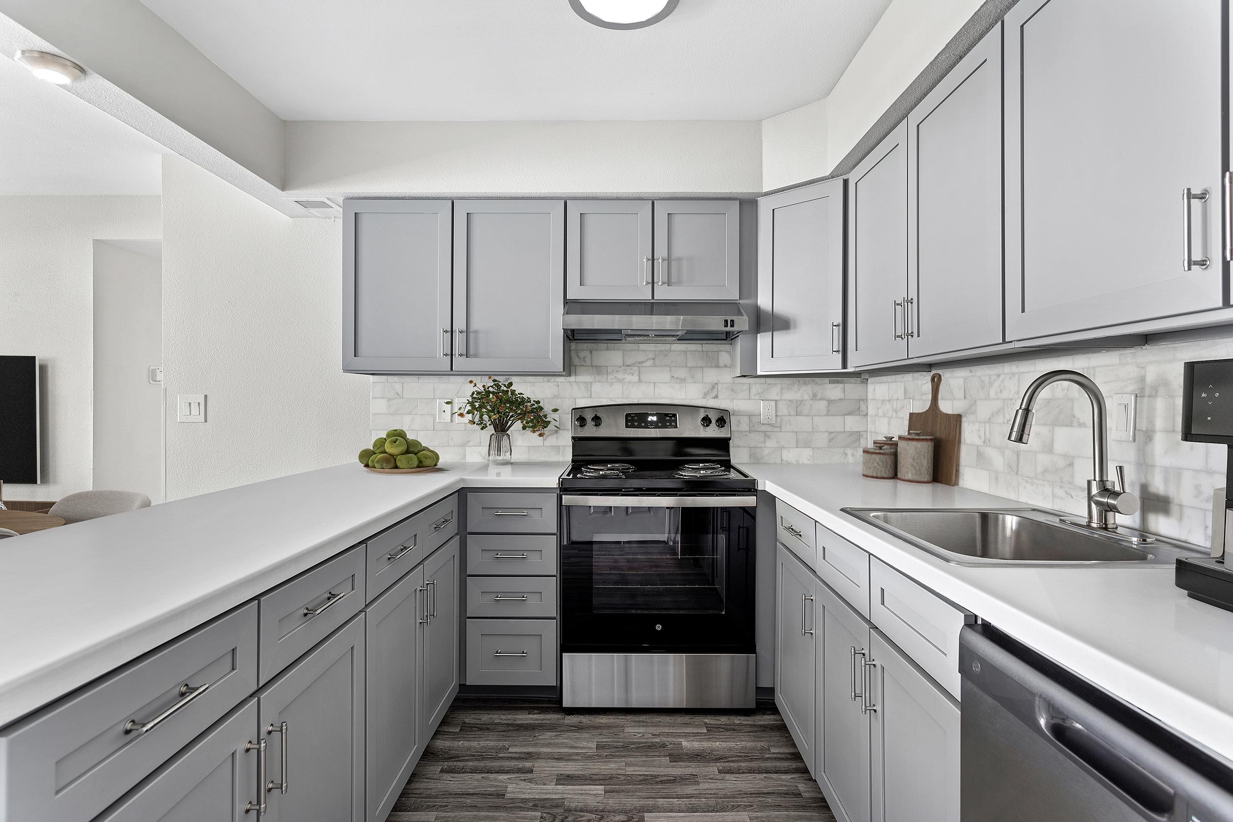 The Grove Loveland Apartments – photo 4