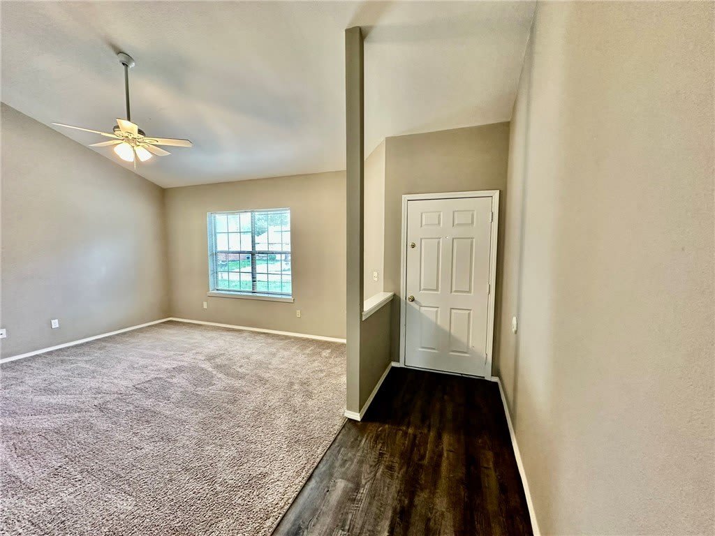 2437 W Gum Street – photo 2