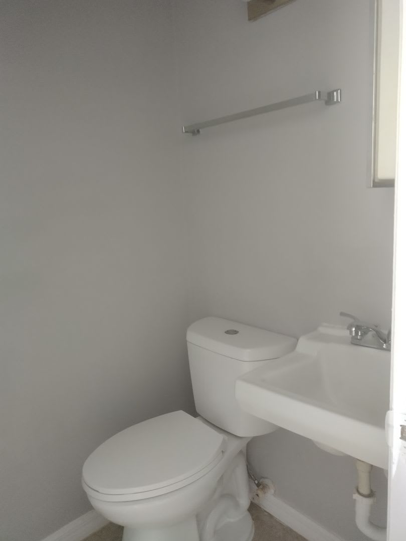 Cozy Upgraded 1Bedroom Condo – photo 5