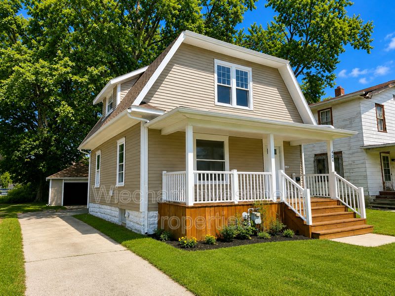 426 Hazel Ave – photo 2