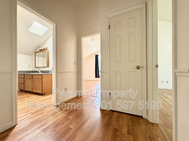 1099 Shepard Ln – photo 4