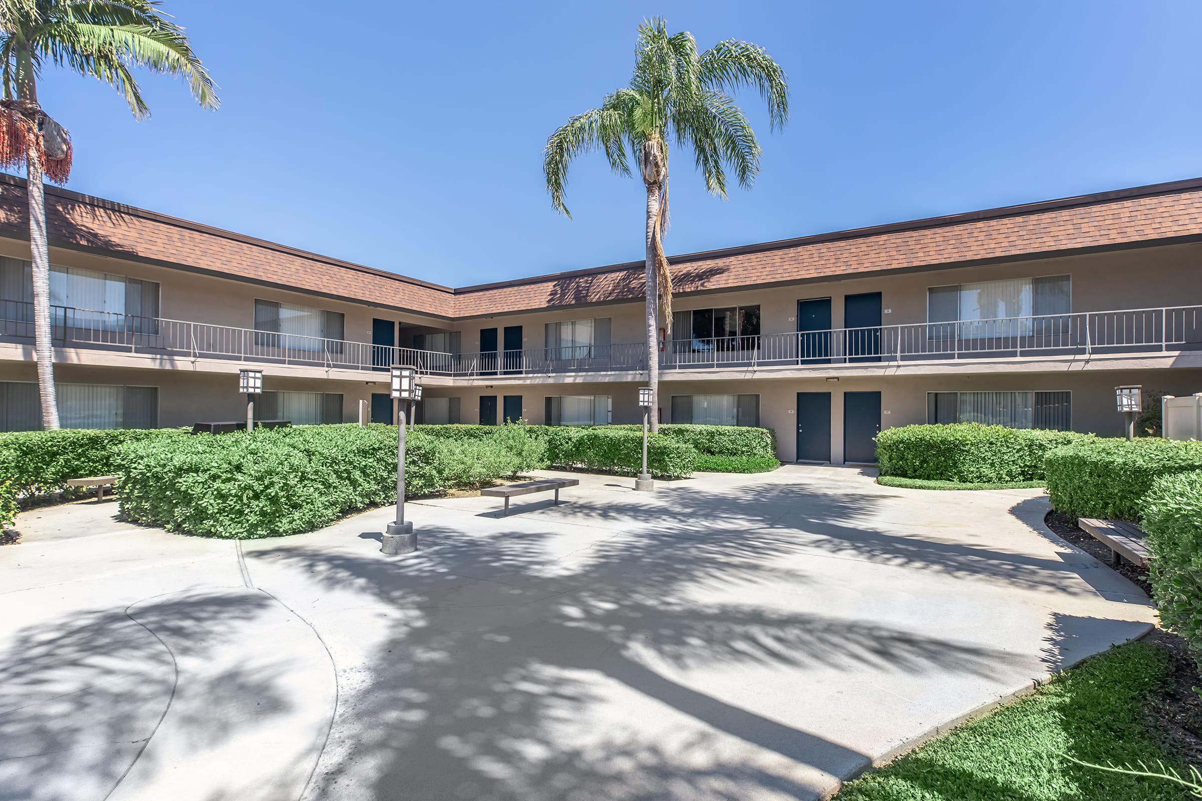 Huntington Highlander Apartment Homes – photo 4