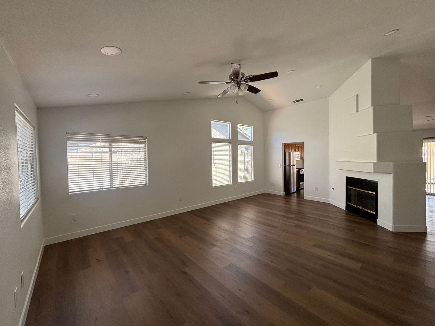 Fully Upgraded Single-Story Home 3 bed 2 Bath in Northwest / Centennial – photo 5