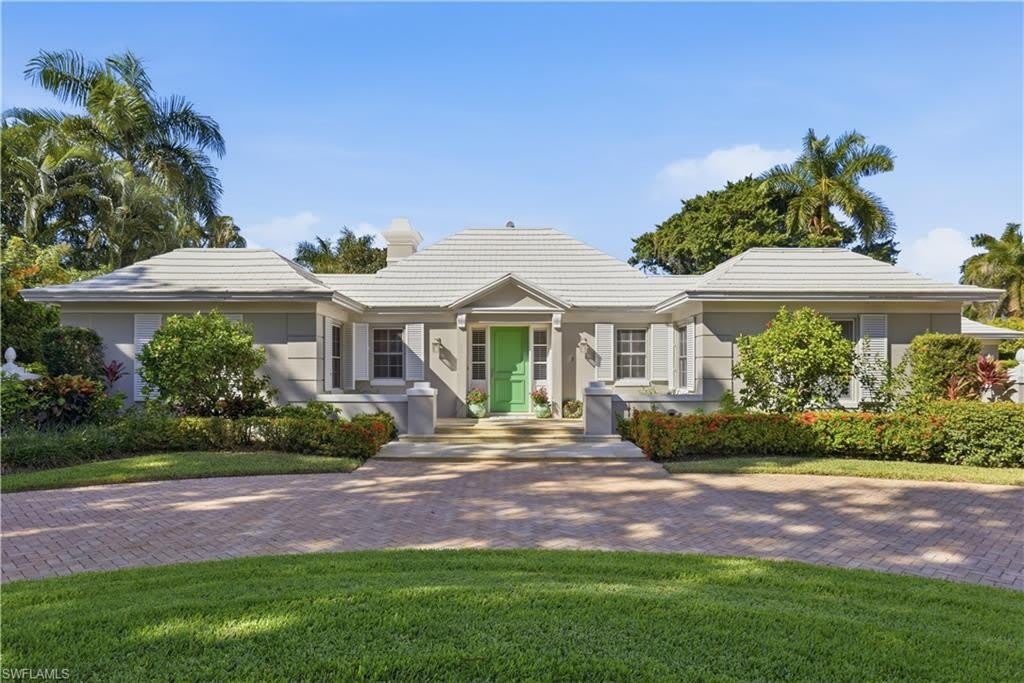2700 Lantern Ln – photo 1