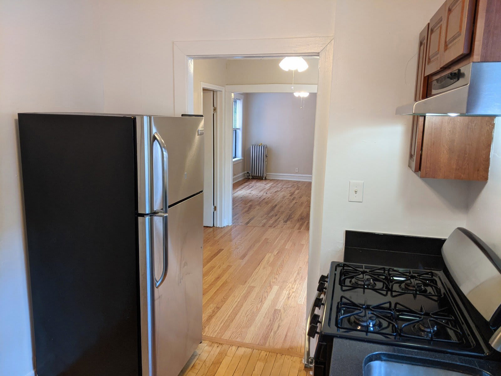 800 Sherman Avenue – photo 2