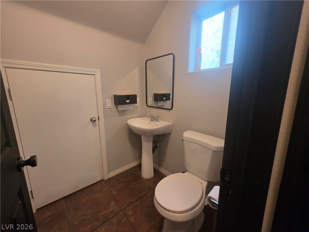 6939 Smiling Cloud Avenue – photo 4