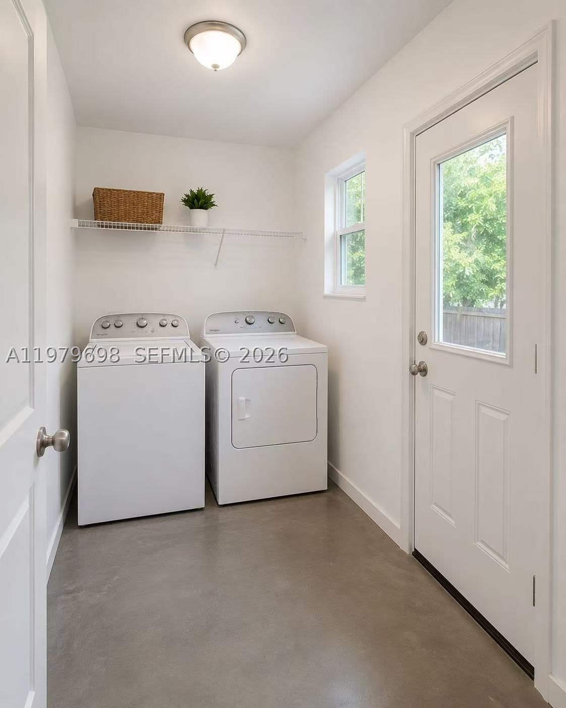 374 NW 31st Ave – photo 4