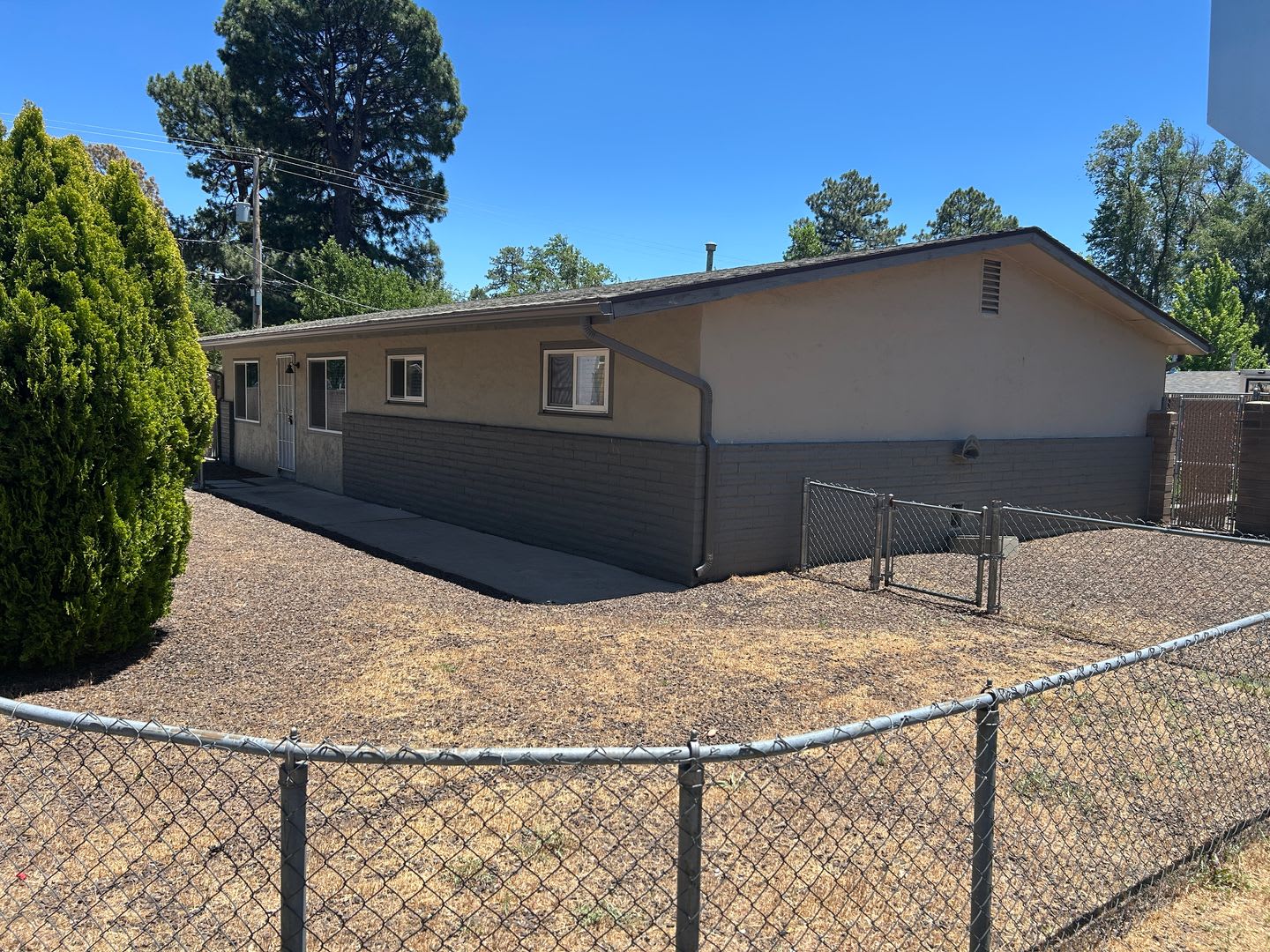 Move In Special 500 Off Your First Month For A Lease Signed By August 15 2026 Single Level 4 Bedroom Home Available For Occupancy Now – photo 3