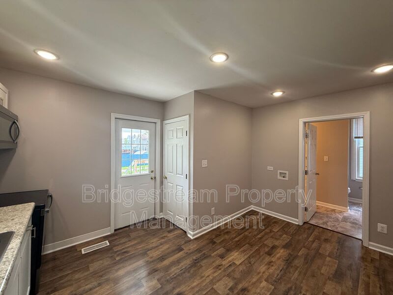 921 S Kent Lane – photo 3