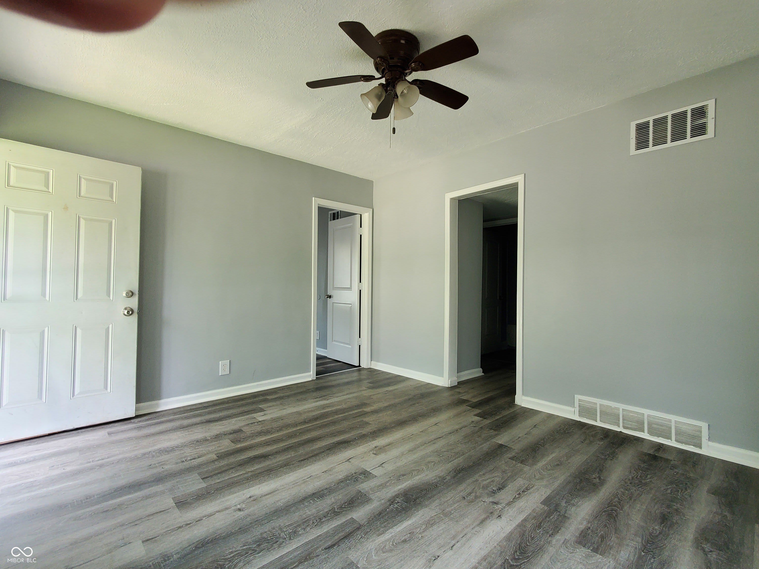 3290 Ralston Avenue – photo 2