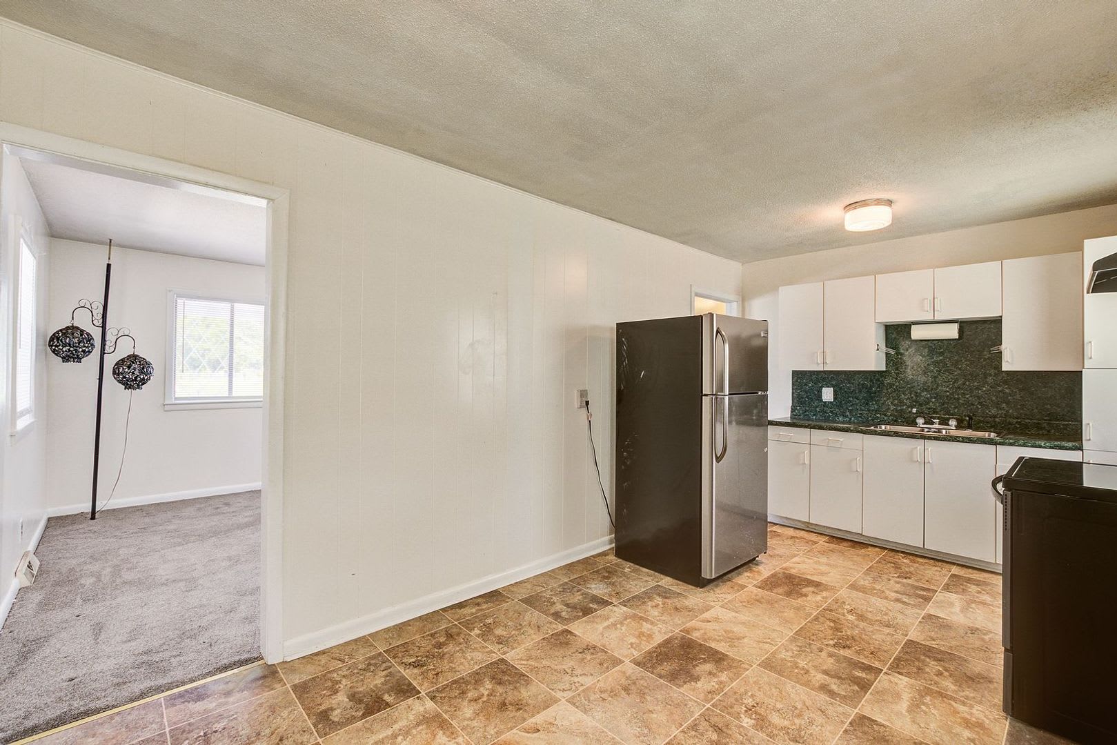 Now Leasing Comfort, Convenience & Value on George Street – photo 5