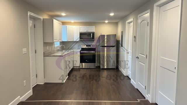 862 Berry St Ne – photo 2