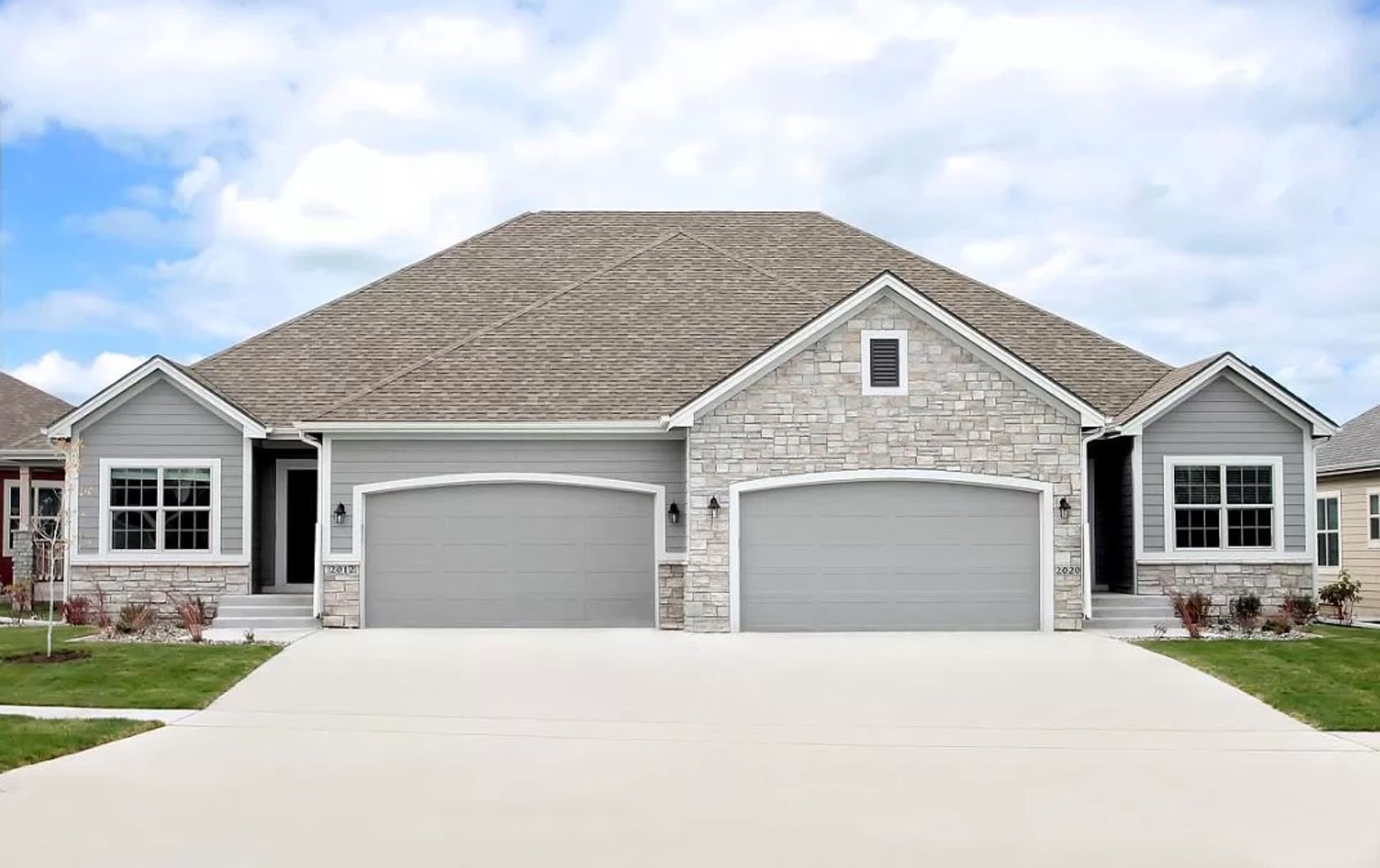 Centennial Pointe West – photo 2